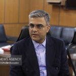 اخلاقی: مدافعان سلامت تا آخرین نفس پای کار نظام و مردم ایستاده‌اند