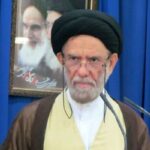 امام جمعه دیر: حضور مردم در اجتماعات شبانه مایه دلگرمی رزمندگان است