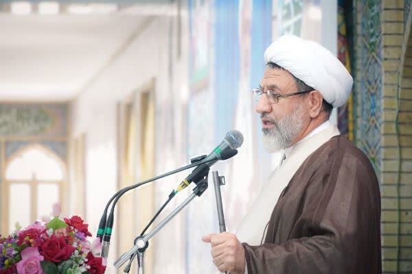 امام جمعه کرمان: انسجام ملی و همدلی در شرایط جنگی باید حفظ شود