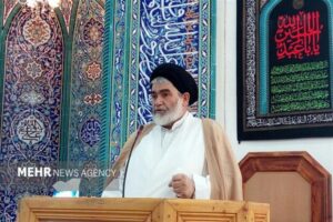 امام‌جمعه چابهار: اقتصاد کشور نیازمند مدیریت متخصص و متعهد است