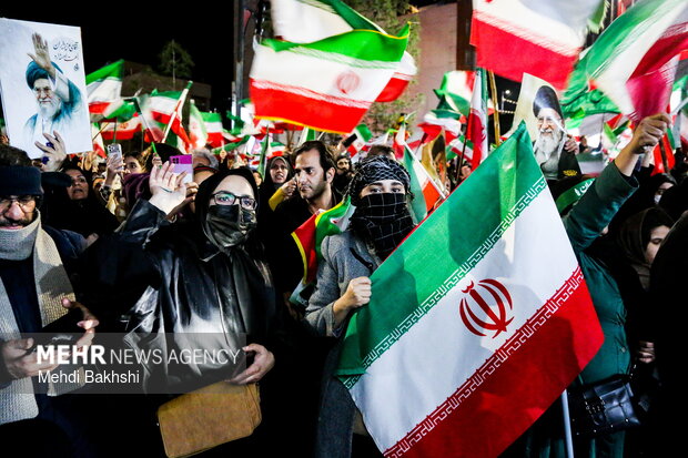 برپایی دویست و یکمین شب از تجمعات مردمی در قم