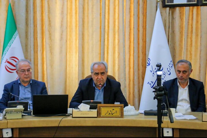 تأمین معیشت مردم با استفاده از تمام ظرفیت‌های قانونی دنبال می‌شود