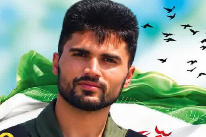 تشییع پیکر شهید حامد اکاتی؛ وداع مردم با فرزند قهرمان فندرسک