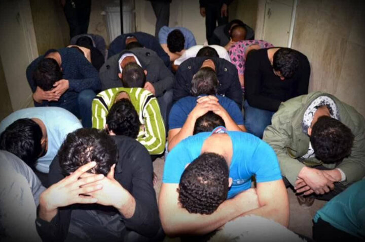 توقیف ۳ خودروی شوتی در سرخه؛ ۲۵ تبعه غیرمجاز دستگیر شدند