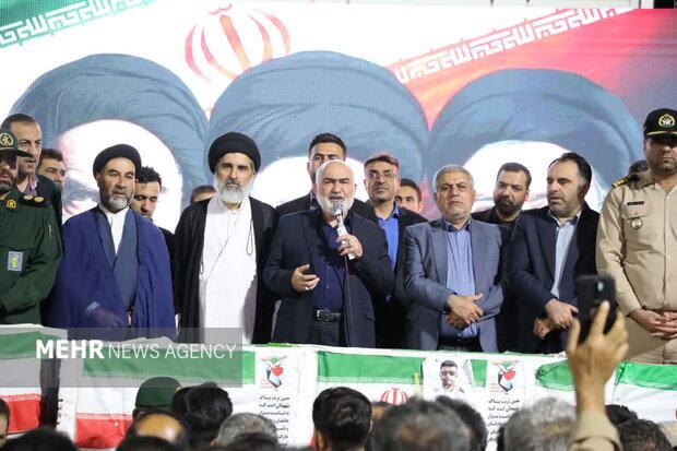 دشمن متوهم باعث انسجام بیشتر در کشور شد