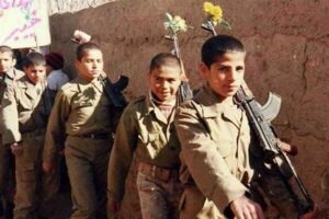 دفاع مقدس عزت و اقتدار ملت ایران را به جهانیان نشان داد