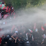 روایت آتش‌نشان مشهدی از عملیات میدانی در تشییع پیکر رهبر انقلاب