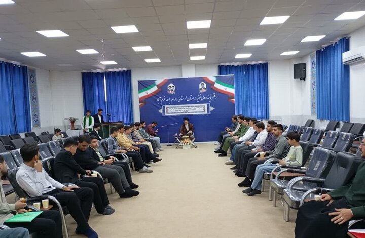 شاهرخی: مسجد و روحانیت نباید از متن جامعه فاصله بگیرند