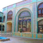 شاهکار کاشی‌نگاری در حصار رطوبت؛ تکیه معاون‌الملک در انتظار بودجه ملی