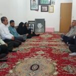 مسئولان بخش ارم با خانواده شهید شاخص استان بوشهر دیدار کردند