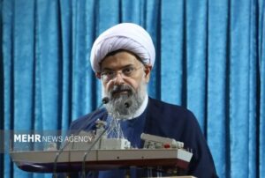 مطالبه امام جمعه دشتی برای بررسی قبوض آب و برق