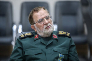 مقاومت رزمندگان دشمن را به درخواست آتش‌بس واداشت