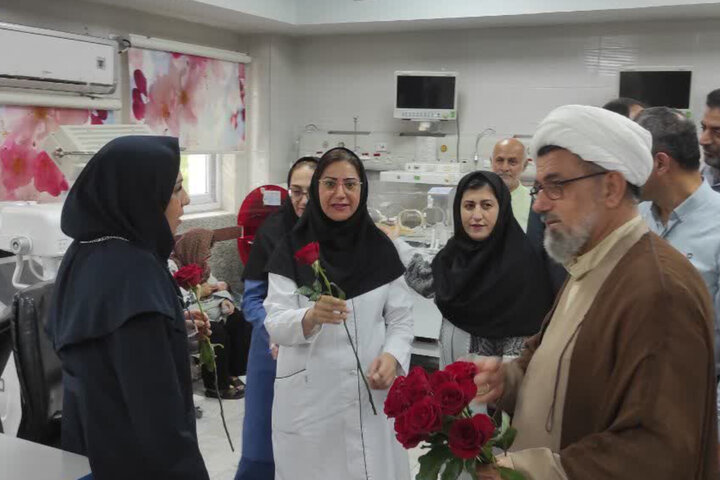 وقف در خدمت مادران بهشهری؛ ۱۲ مادر پس از زایمان حمایت شدند
