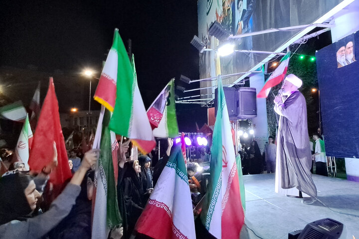 ولدان: ۳ هزار ساعت ایستادگی مردم شیراز نماد وفاداری به ایران است