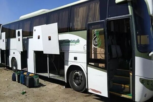 کشف سوخت قاچاق از باک اضافه اتوبوس‌های مسافربری در محورهای استان یزد