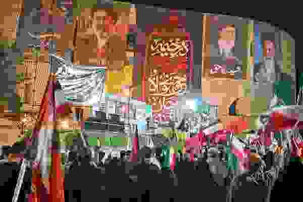 ۱۸۴ شب حماسه، عهد مردم دیار آفتاب با ولایت فقیه ناگسستنی است