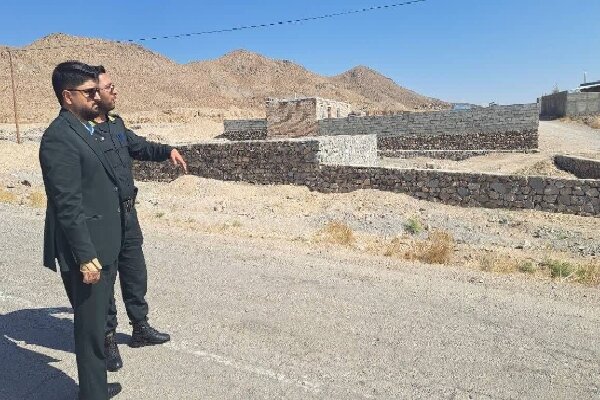 انتقادات از ساخت و ساز غیر مجاز در حریم راه‌ها و اراضی زراعی «سراب»