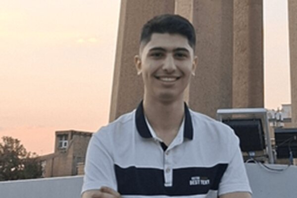 رتبه هشت کنکور تجربی:بسیار دوست دارم در کشور بمانم و به مردمم خدمت گنم