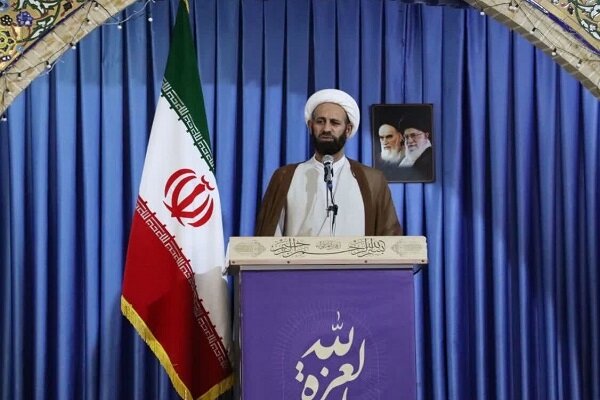 همه پایگاه‌های آمریکا باید با مقاومت از منطقه خارج شوند